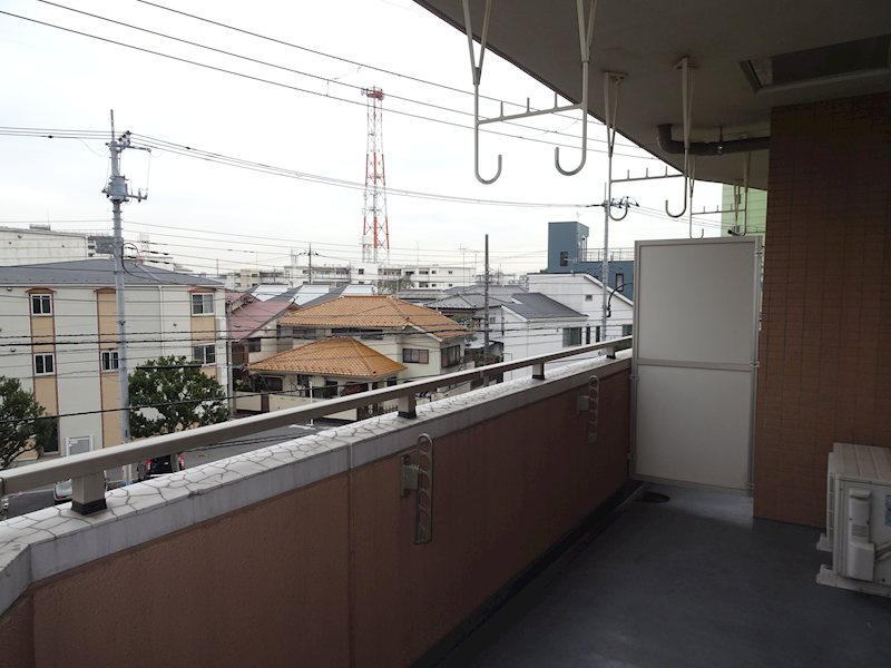 足立区伊興１丁目の賃貸マンション