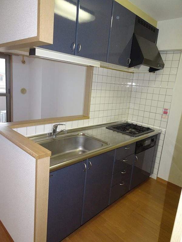 足立区伊興１丁目の賃貸マンション