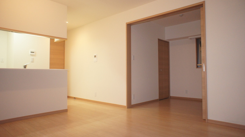 足立区東綾瀬３丁目の賃貸マンション
