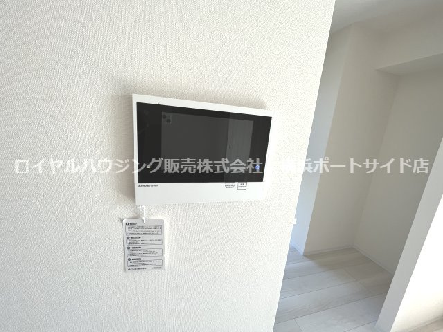 【TVモニター付きインターフォン】