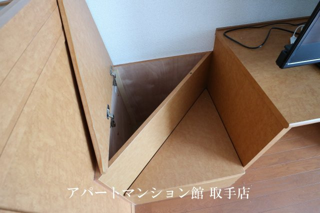 レオパレスＰｏｌａｒｉｓの収納