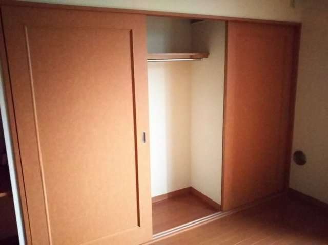 レオパレスステラ0506の収納|画像9