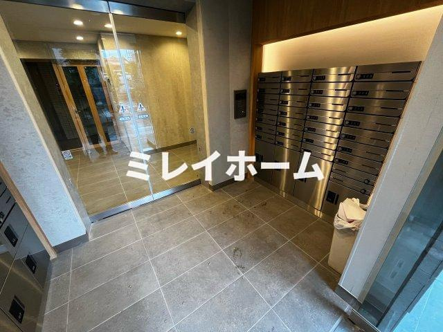 PATH仲六郷のロビー