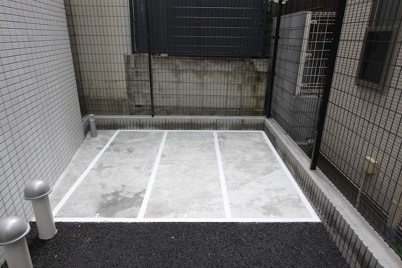 レアライズ浅草Ⅳの駐車場