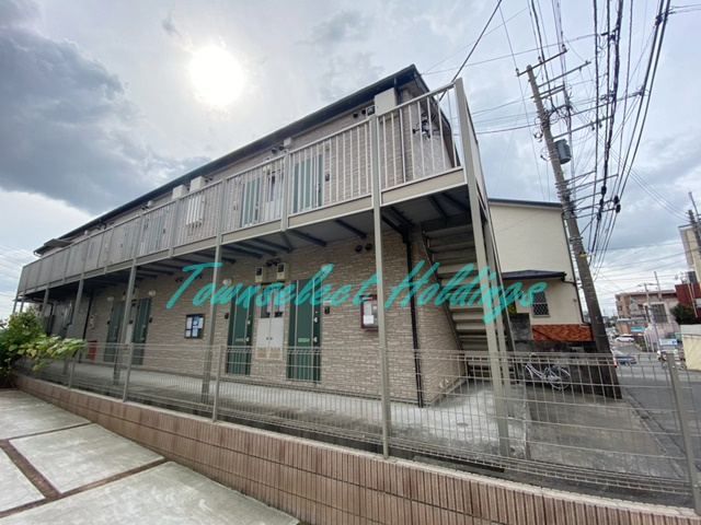 横浜市戸塚区矢部町のアパートの外観