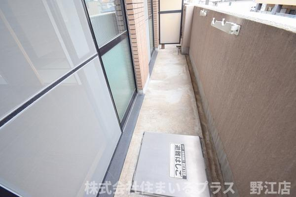 プレステージ鶴見のバルコニー