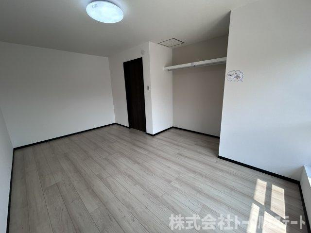 綾羅木本町1丁目中古一戸建ての洋室