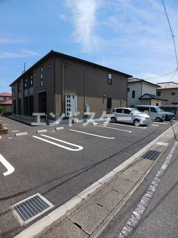 フラン　ブリーズの駐車場|高崎、前橋のお部屋探しはエンドスケープまで！お客様の理想お聞かせ下さい♪
