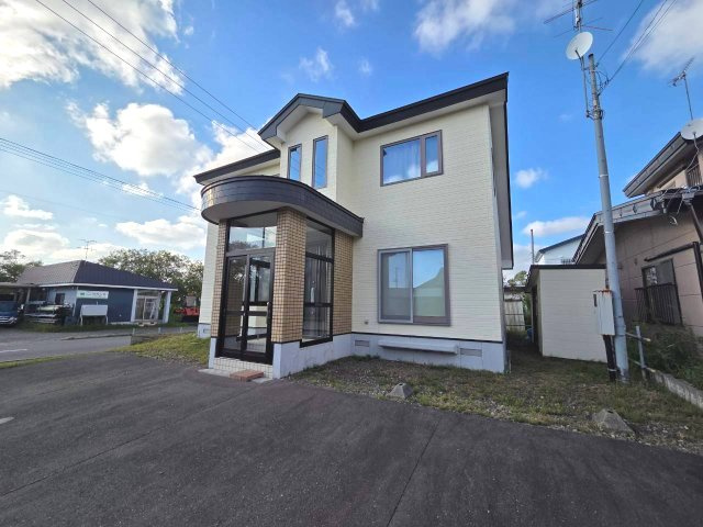 河畔9丁目　中古住宅の外観