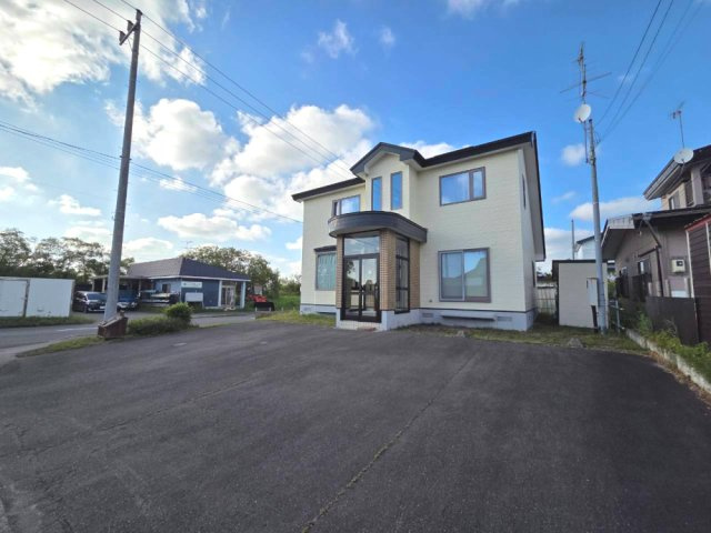 河畔9丁目　中古住宅の外観