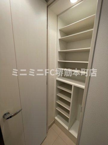 セイワパレス大手前西の収納