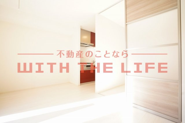 サフィール【キャッシュバック対象物件】の居間・リビング|ゆったりとしたリビングです
