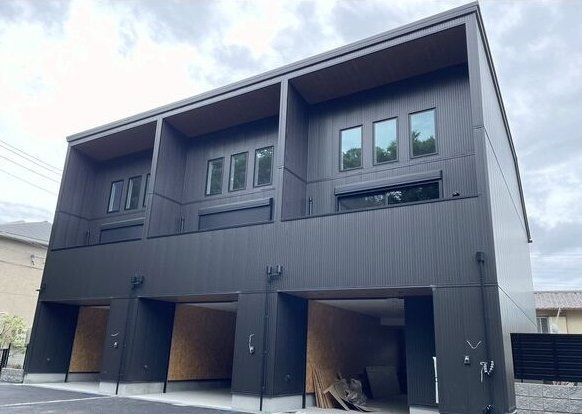 K-garage 猪名寺の外観
