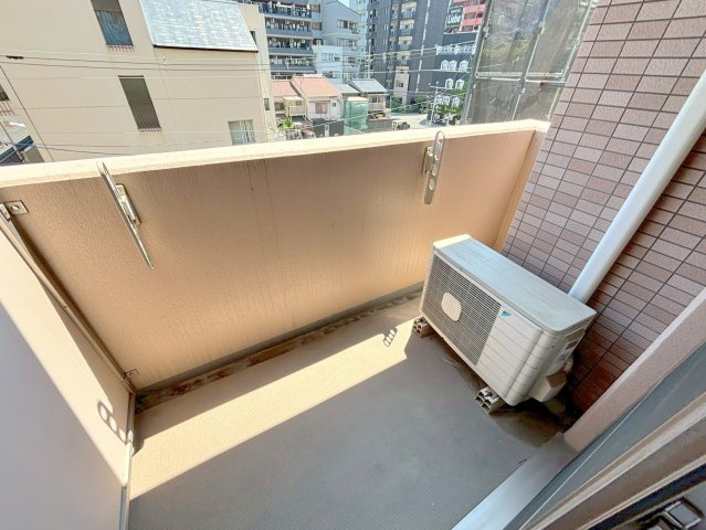 パセオ十三東のバルコニー