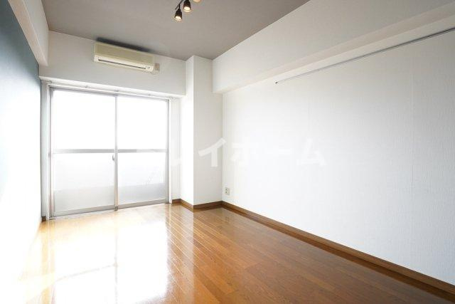 プロフ上池台の居間・リビング|同建物内、別のお部屋の参考写真になります。
