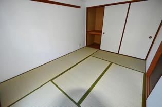 ジオレミヨ甲子園口の寝室