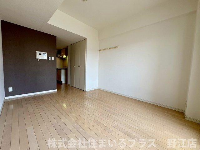 セイワパレス京橋コルティーレの居間・リビング