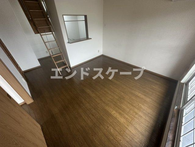 ヴィラ・シャルダンの居間・リビング|高崎、前橋のお部屋探しはエンドスケープまで！お客様の理想お聞かせ下さい♪