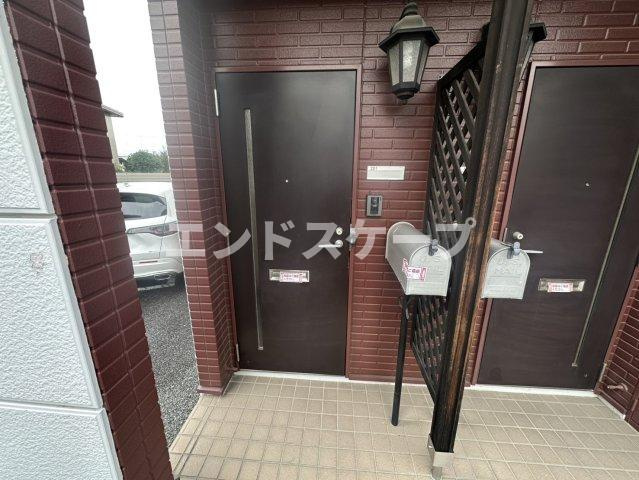 ヴィラ・シャルダンの玄関|高崎、前橋のお部屋探しはエンドスケープまで！お客様の理想お聞かせ下さい♪
