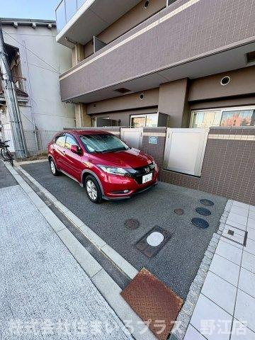 アルモニー都島内代の駐車場