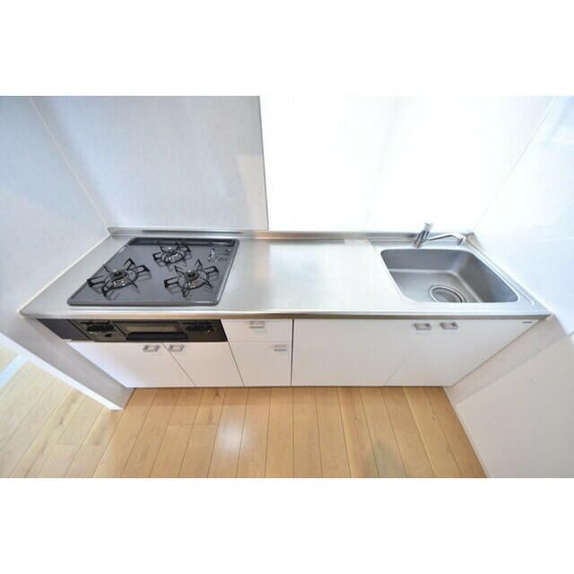 ミレドゥーエ日暮里のキッチン
