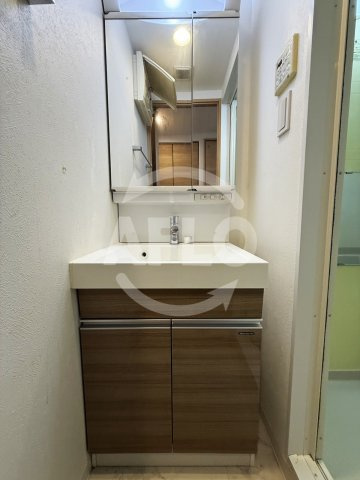 フロンティアコート堺筋本町の独立洗面台|フロンティアコート堺筋本町　独立洗面台