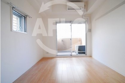プレサンス難波元町の居間・リビング|プレサンス難波元町　洋室