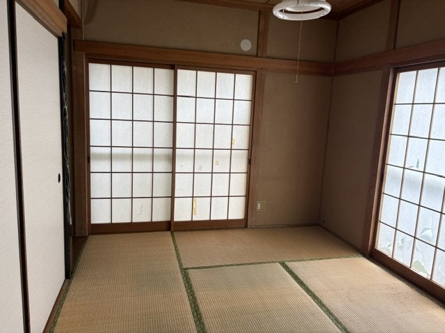 呉市寺本町　戸建ての和室