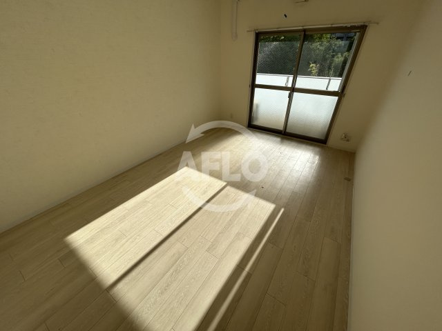ラルシェパルク新大阪の洋室|洋室