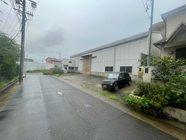 野間町加藤倉庫の外観