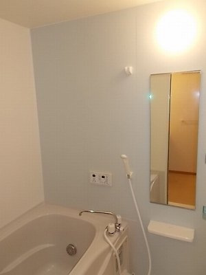 【浴室】 | リバーサイド　ダンデライオンＢ | お風呂です