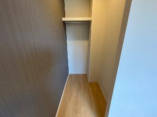 【収納】 | 新潟市北区松浜東町　アパート新築工事 | ウォークインクローゼット（イメージ）