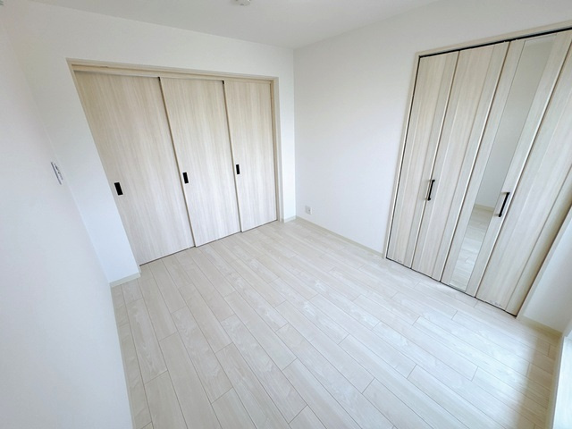 【洋室】 | ラモーナ一津屋Ⅱ