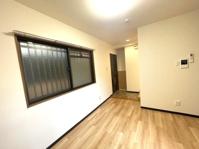 メゾン山本の洋室