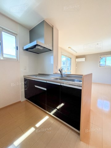 ディアコート合川 B棟のキッチン|使い勝手の良いカウンターキッチン♪