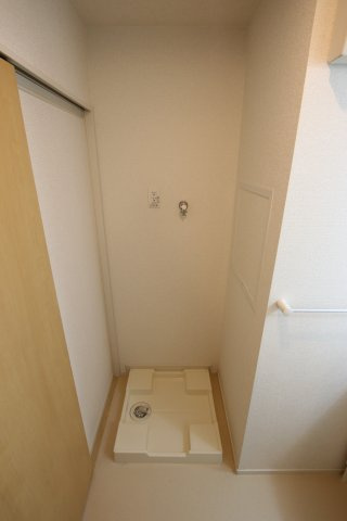 【設備】 | プチフローラ北野田Ⅲ | 室内洗濯機置場