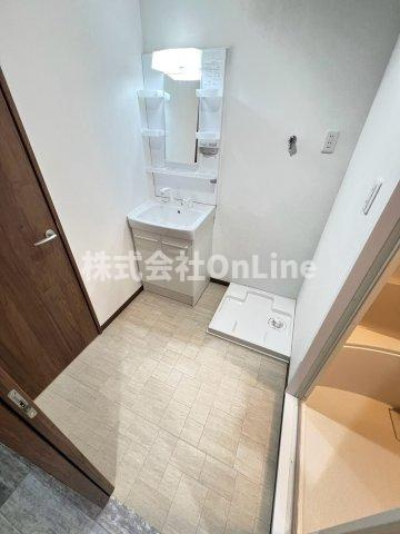 東大阪市今米２丁目の賃貸マンションの洗面所