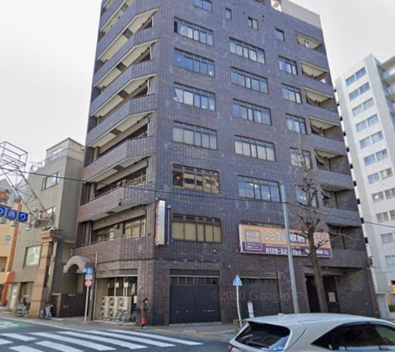 豊島区池袋４丁目の店舗一部の外観