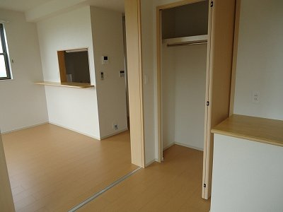 【居間・リビング】 | サジッターリオ柊 | ゆったり過ごせる居間です