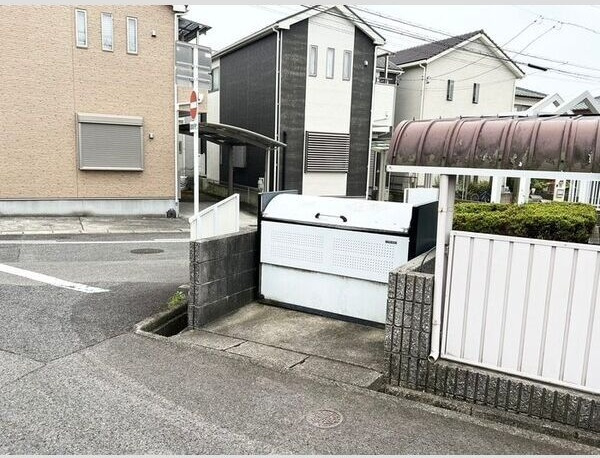 ネオハイムよしみの設備