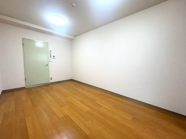 ハイツ丸利の居間・リビング
