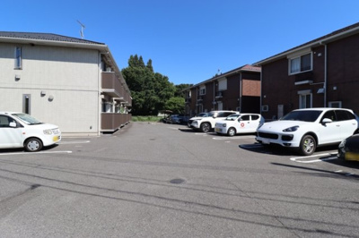 【駐車場】 | シャインハイツ