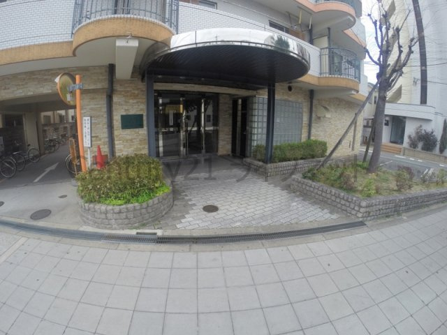 【エントランス】 | モンリベルテ野中
