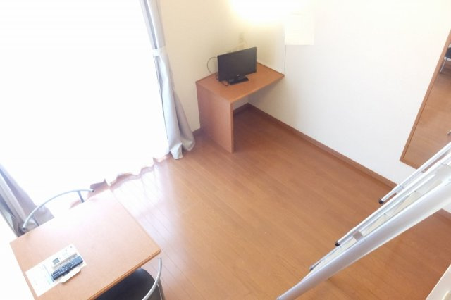 【居間・リビング】 | レオパレスｃｏｔｔａｇｅ | ゆったりとした居間です