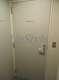 【玄関】 | ファインクレーネ秋葉原