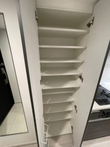 スカイコートグレース中野哲学堂の収納