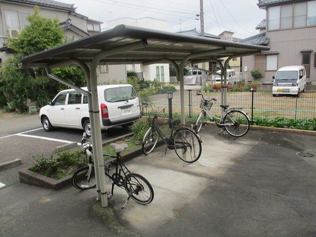 【その他】 | レオパレスシャトー粟山