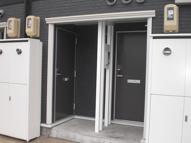【玄関】 | レオネクストＷＡＫＡＴＵＫＩⅡ | 落ち着いた玄関です