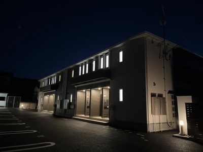 【外観】 | ブルーム | 外観写真（夜）