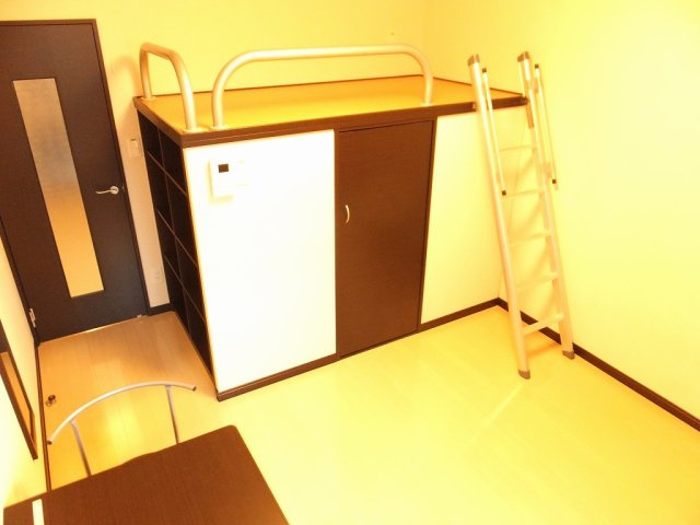 【居間・リビング】 | レオネクストメゾン　ソレーユ | ゆったりとした居間です